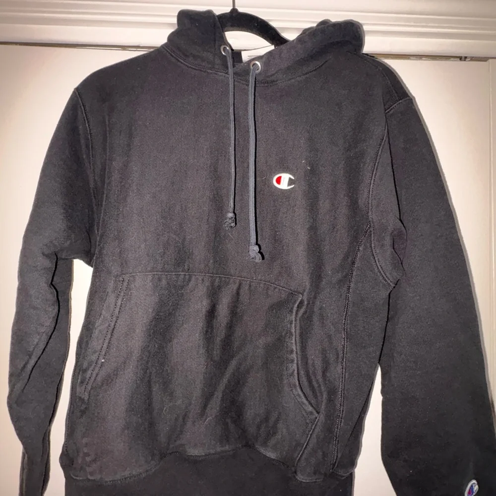 Champion Men's Black Hoodie - Picture 1 of 3